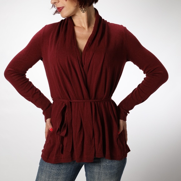 NWOT ANTHROPOLOGIE Burgundy  Cardigan Size XS - Picture 1 of 4